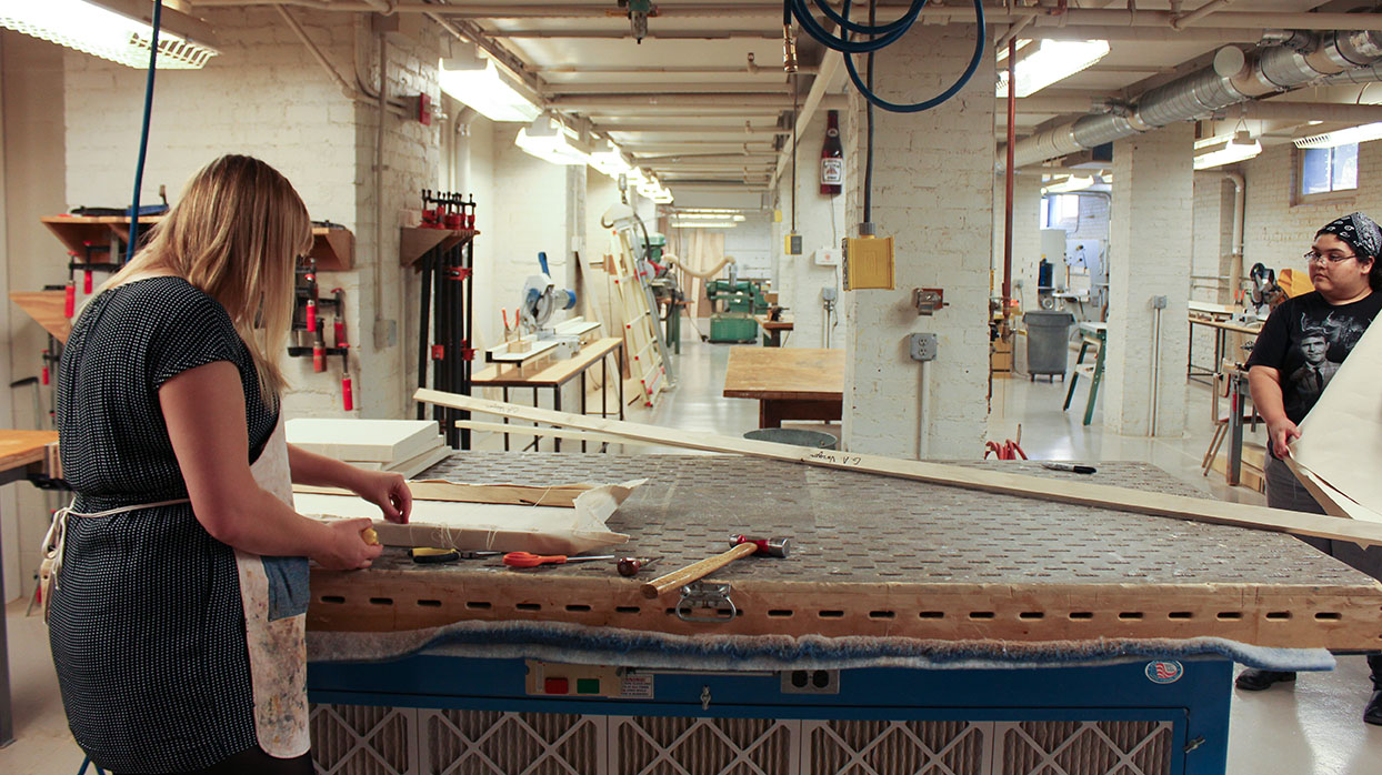 Image of the Fabrication Space in Richards Hall