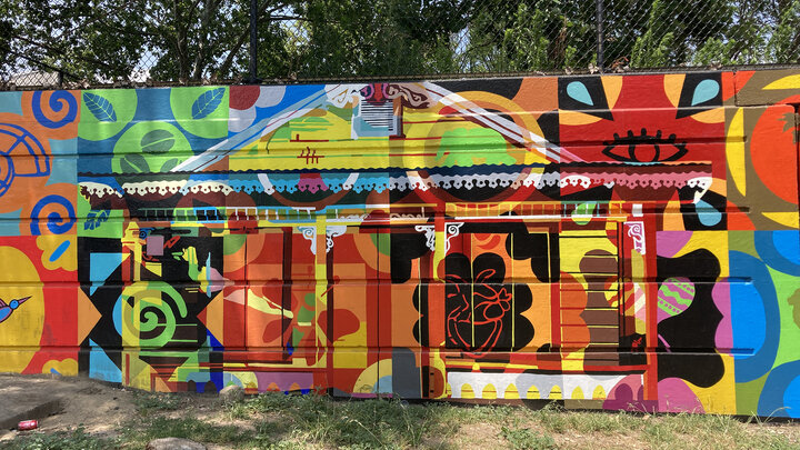 Linda Fernandez, “El Ritmo del Centro” mural.
