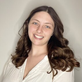 Portrait of Hannah Schoen