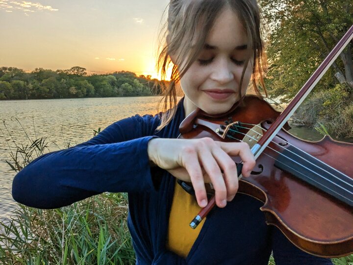 Izzy Scollard