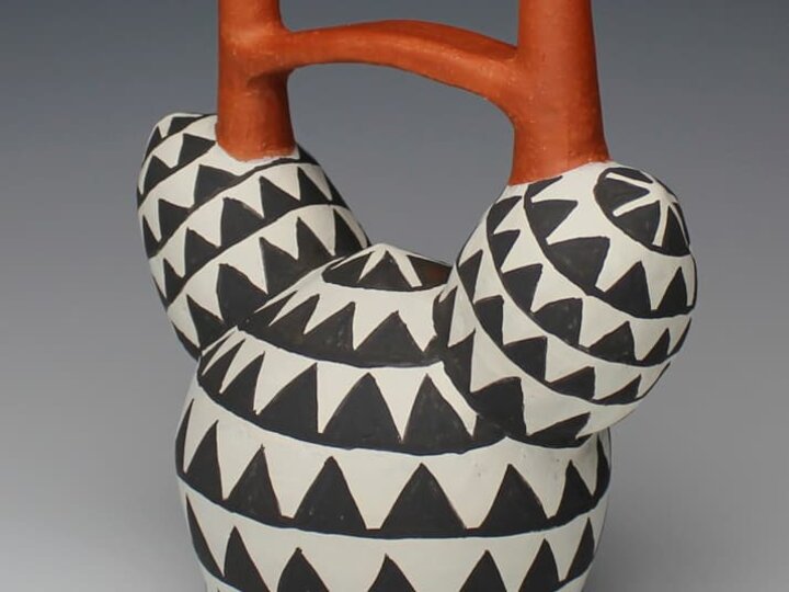 a dual spigot vessel