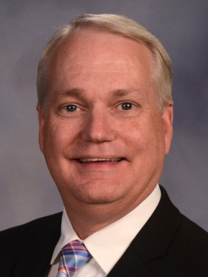 Lance Nielsen headshot