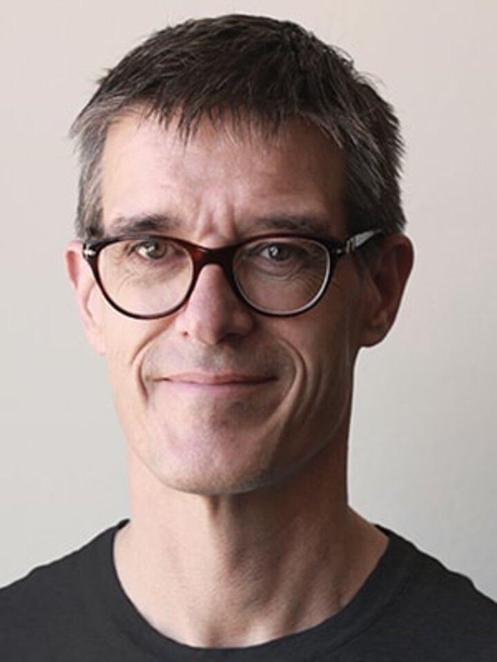 Sean stewart headshot